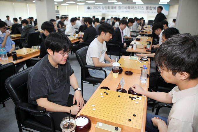 src, 李轩豪陈梓, src