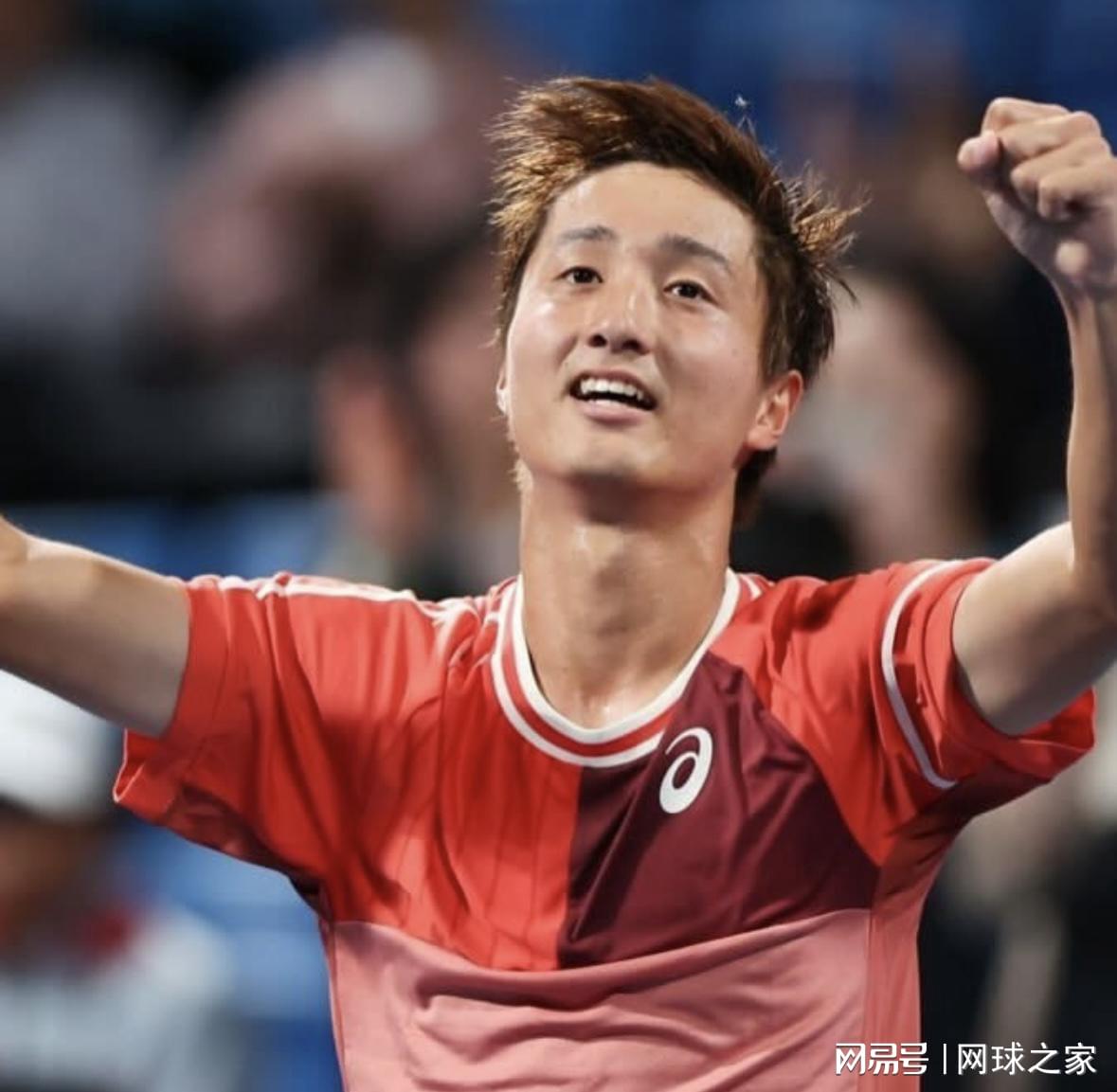 手上抢下一 手上抢下一